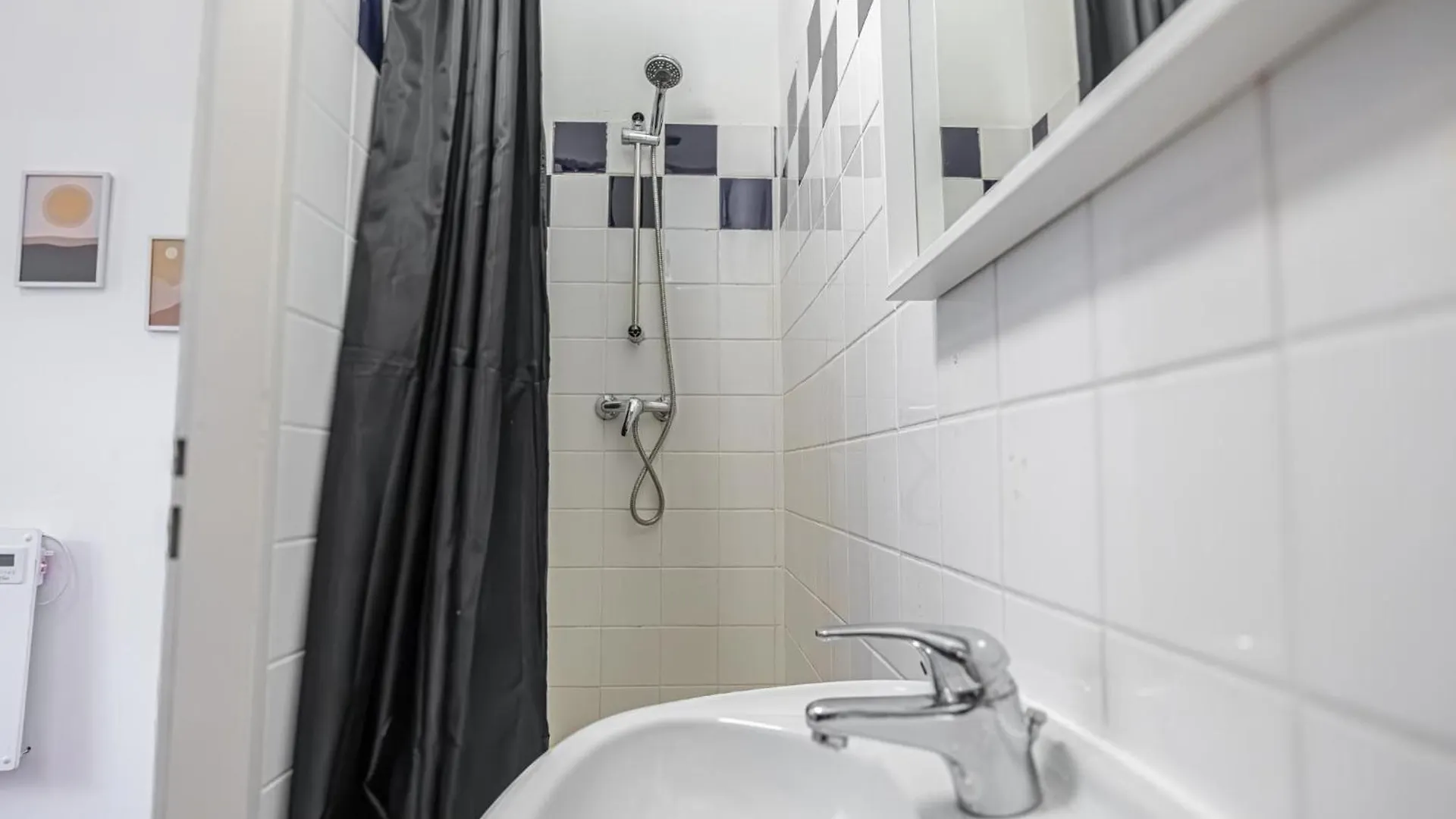 Comfortable 2Br Apt Central And Well Connected Apartment Vienna Austria