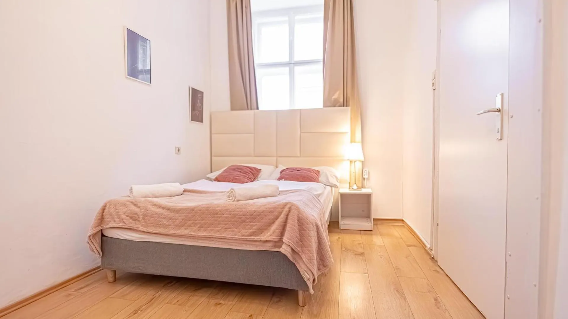 Comfortable 2Br Apt Central And Well Connected Apartment Vienna