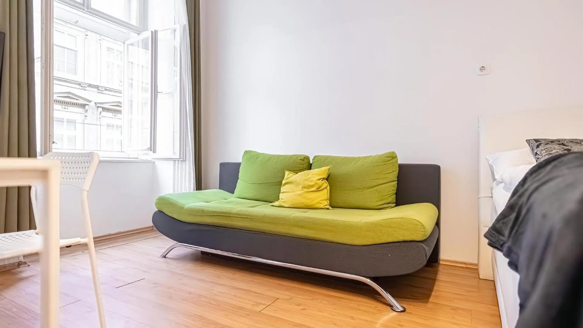 Comfortable 2Br Apt Central And Well Connected Apartment Vienna Austria