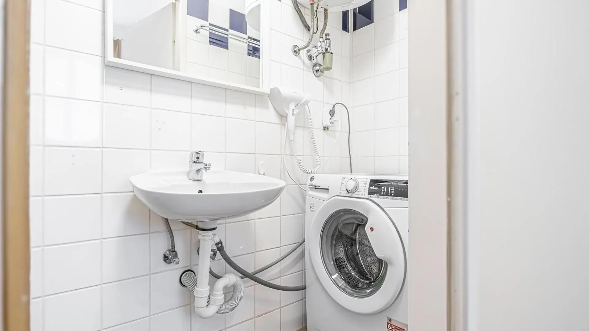 Comfortable 2Br Apt Central And Well Connected Apartment Vienna