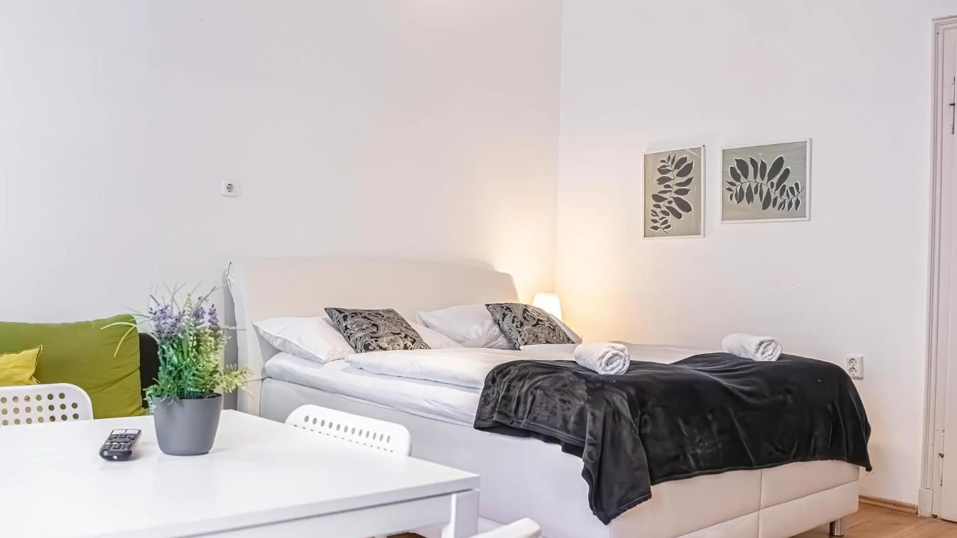 Comfortable 2Br Apt Central And Well Connected Apartment Vienna