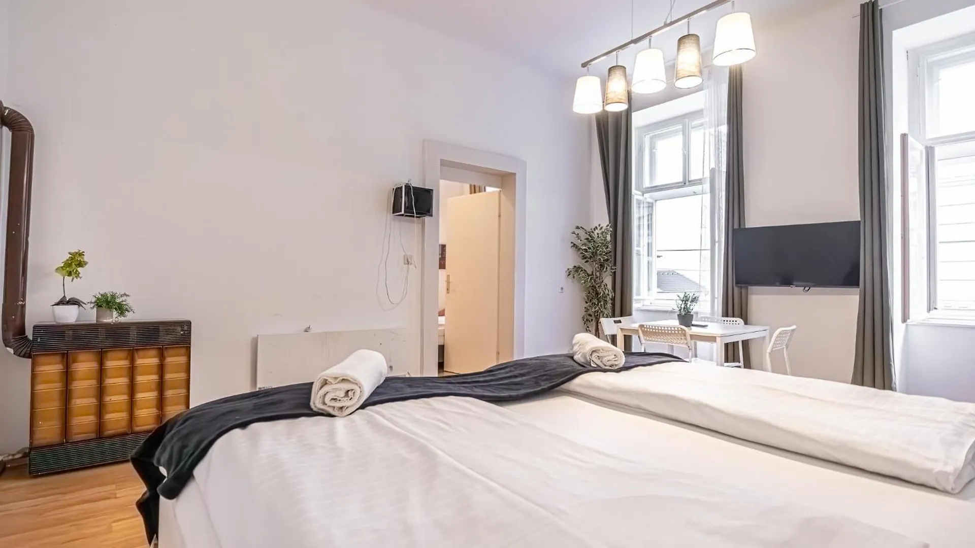 Comfortable 2Br Apt Central And Well Connected Apartment Vienna